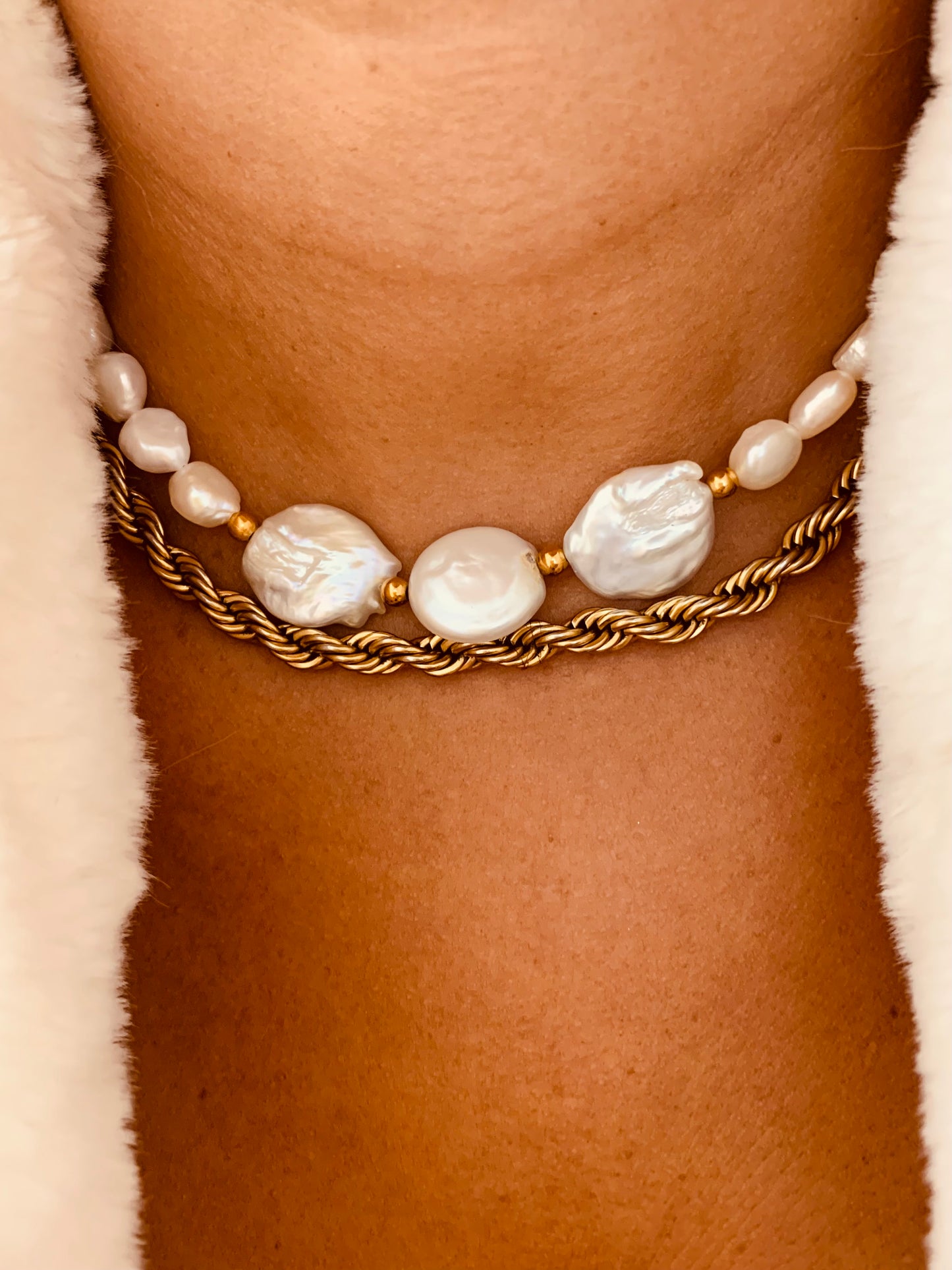 Pearl Chocker New Best Seller