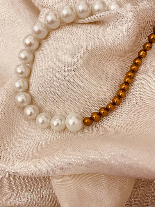 Lara Gold Necklace