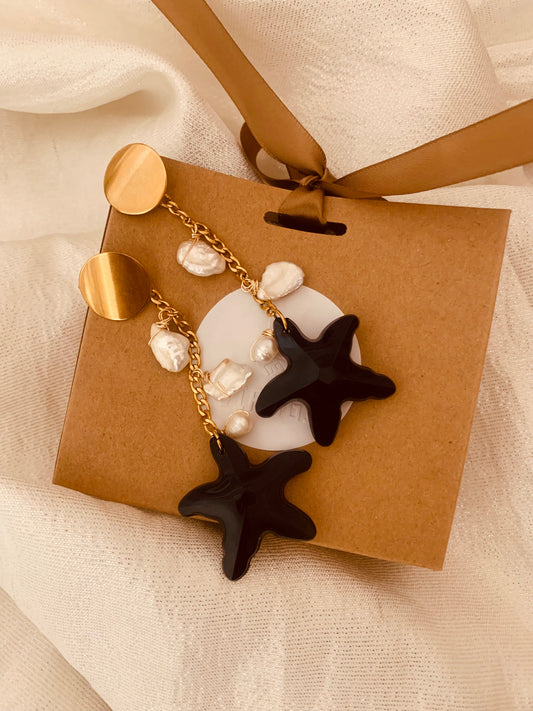 Star Black Earrings