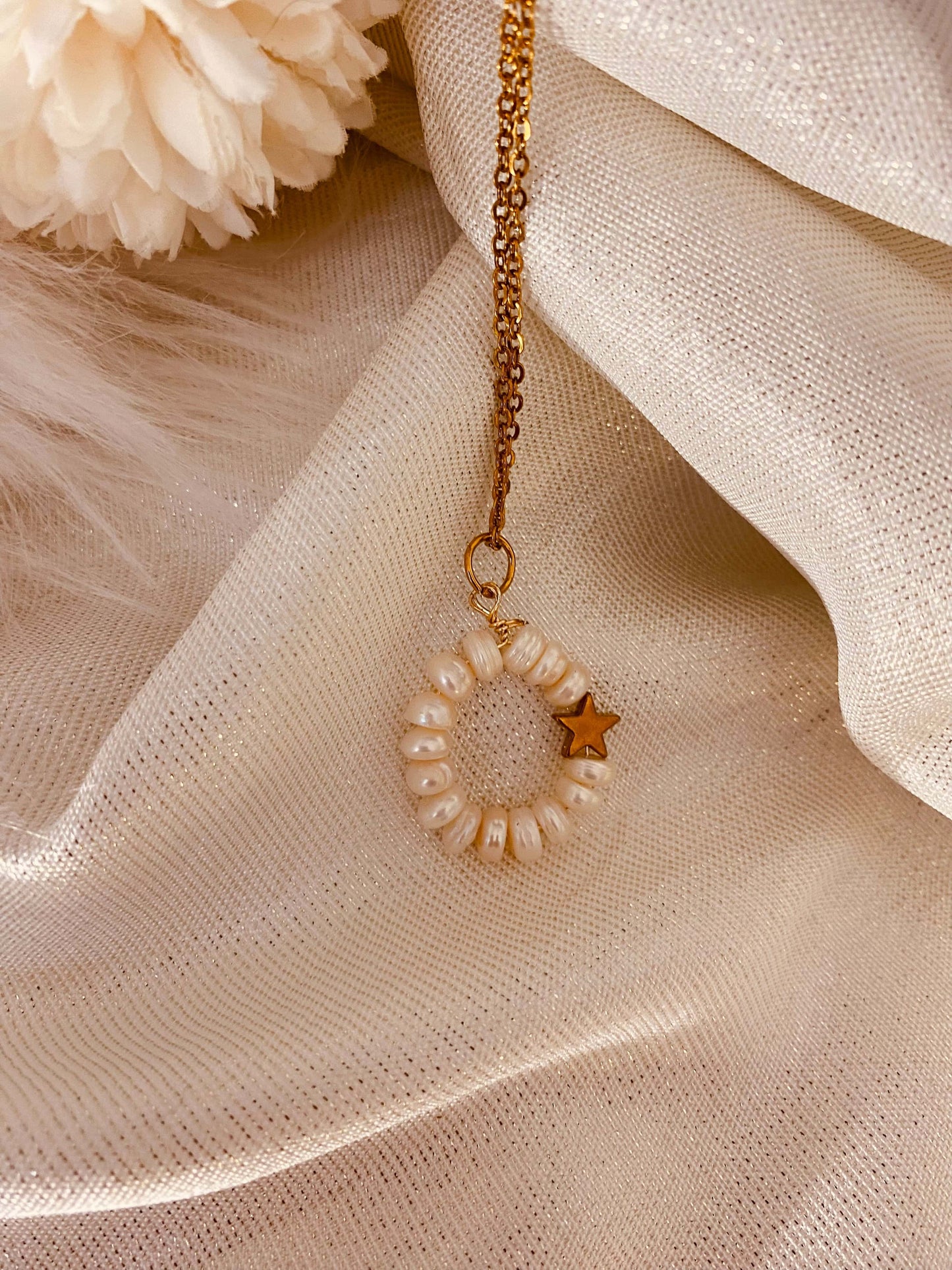 Flora Star Necklace