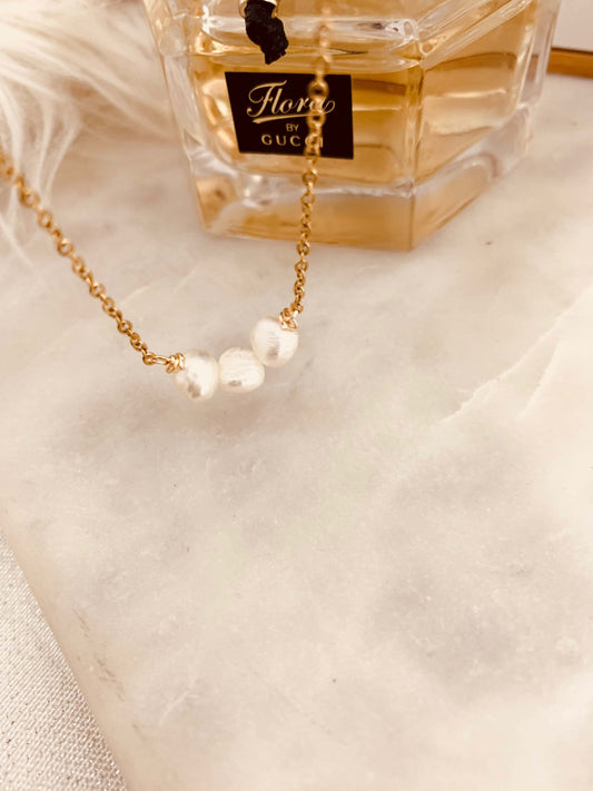 Trío Pearl Necklaces