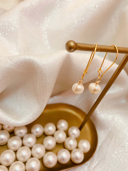 Dalia Earring
