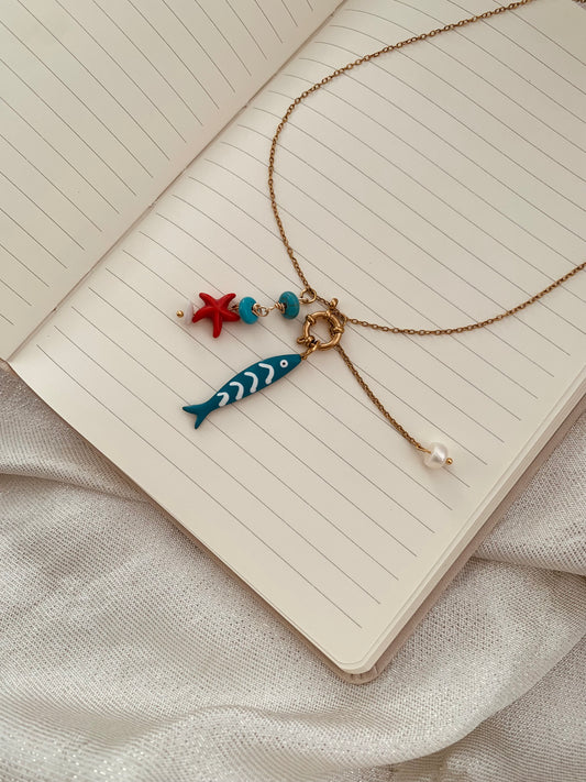 Collar marino de pez turquesa