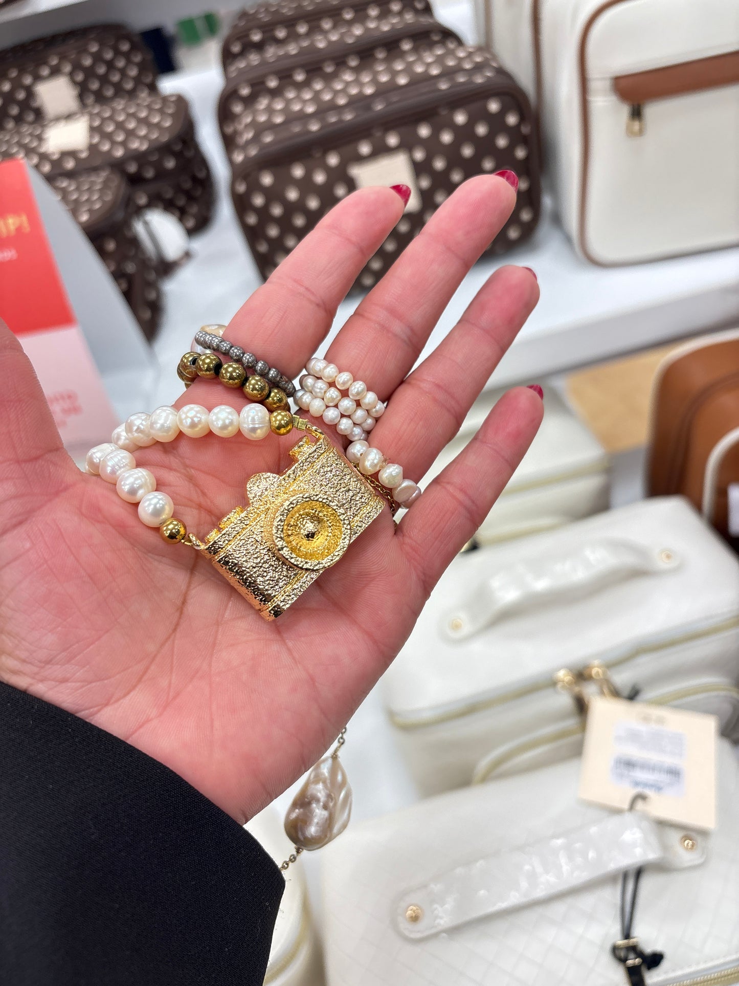 Click Camera Necklace